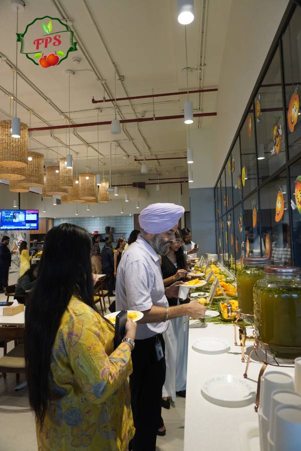 Lively Gatherings Sharing Sweet Experiences