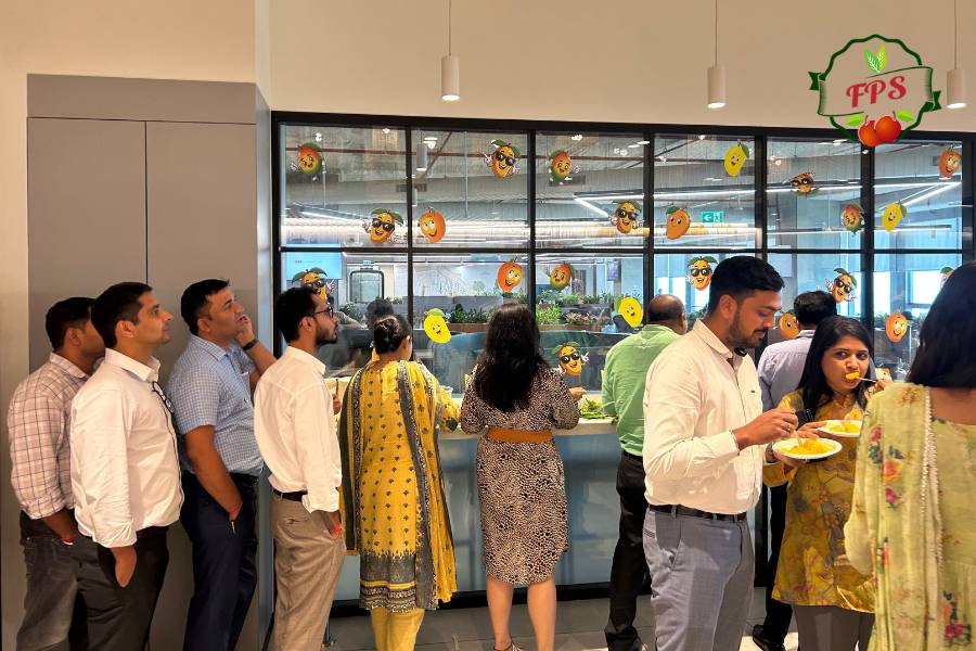 Midday Wellness Mangoes Served Fresh